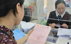 TP.HCM: Nhận phôi sổ hồng tại 3 địa điểm để cấp cho người dân