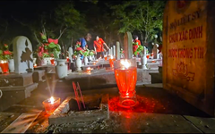 Thủ tướng Phạm Minh Chính thắp nến tri ân liệt sĩ tại Nghĩa trang liệt sĩ Trường Sơn