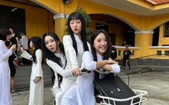 Em xinh say hi tập 9: Bích Phương bị các em xinh 'tố' đi chơi với 'bạn Duy Tân'