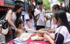 Đổi sách, tỏa yêu thương cùng teen THPT chuyên Trần Đại Nghĩa