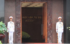 Phiên đổi gác tại lăng Bác sẽ lên sóng truyền hình trực tiếp ‘Dưới cờ vinh quang’