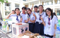 Học sinh Trường THPT Vĩnh Lộc nhảy random dance, làm quen các câu lạc bộ trong năm học mới