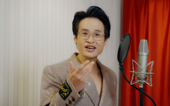 Hà Anh Tuấn: 'Tôi tự hào khi hát ca khúc về lá cờ Tổ quốc'