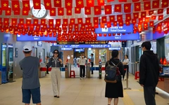 Lễ 2-9 đi metro miễn phí, khám phá loạt góc check-in đầy tự hào