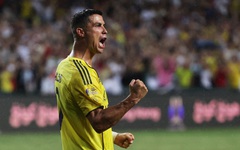 Ronaldo được bầu là Cầu thủ vĩ đại nhất lịch sử