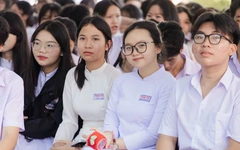 TP.HCM chính thức quyết định không tan học trước 16h