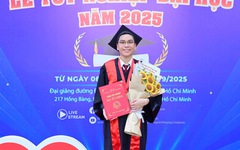 Cú 'hat-trick' của thủ khoa Trường đại học Y Dược TP.HCM