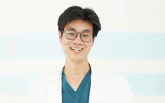 Thủ khoa bác sĩ nội trú hệ ngoại 7 năm về trước kể về quãng thời gian vô giá