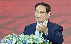 Thủ tướng khen ngợi về kỳ tích xây dựng 'thần tốc' mái vòm Trung tâm Triển lãm quốc gia