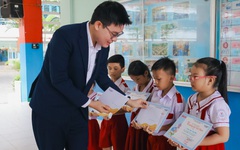 Buổi trao Học bổng Vì tương lai Việt Nam đặc biệt tại Trường tiểu học Trần Văn Danh