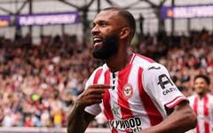 Igor Thiago lập cú đúp, Brentford đánh bại Man United