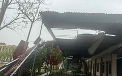 Trường học ở Hà Tĩnh, Thanh Hóa tan hoang do bão Bualoi