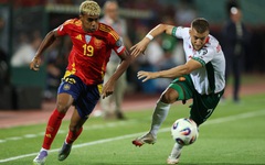 Tây Ban Nha thắng đậm; tuyển Đức thất bại tại vòng loại World Cup