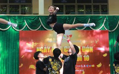 Học sinh lớp 10 Trường THPT Nguyễn Công Trứ 'cháy' cùng các câu lạc bộ