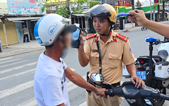 Ngày Tết dương lịch, nam thợ hồ vi phạm nồng độ cồn 'giật mình' khi nghe mức phạt
