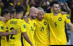 Ảnh tuyển Malaysia ăn mừng khi thắng Việt Nam 4-0 được trao giải 'khoảnh khắc tuyệt vời nhất năm'