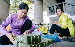 Mái ấm ngày xuân