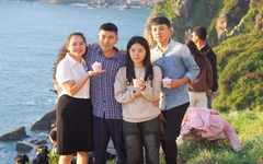 Bạn trẻ Đắk Lắk dậy từ 4h, chào cờ tại nơi đón bình minh đầu tiên của Việt Nam