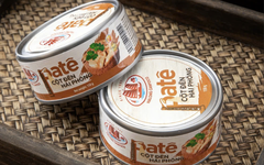 Highlands Coffee ngừng phục vụ đồ uống liên quan đến sen và vải tại một số điểm bán