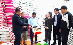 Xử lý giám đốc công ty 'hô biến' gạo thường thành gạo đặc sản bán giá cao
