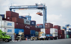 Loạt nghị định, thông tư được ban hành, Bộ Công Thương hỏa tốc tháo gỡ các lô hàng hóa chất mắc kẹt