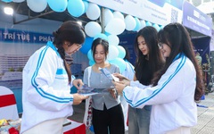 Nếu học du lịch, có sợ bị AI thay thế không?