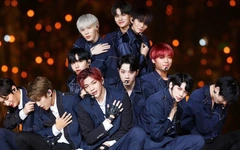'Tân binh huyền thoại' Wanna One tái hợp sau 7 năm tan rã