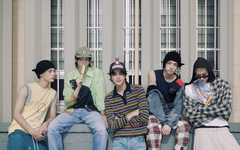 Ngoài CORTIS, những nhóm nhạc nào đạt 100 triệu stream chỉ với bài debut