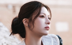 Go Youn Jung năng suất tham gia show mới cùng Jung Hae In