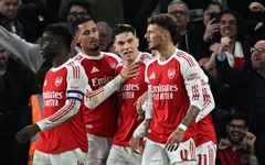 Đội hình xuất phát Arsenal đấu với Man United