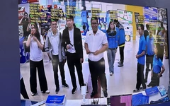 Càng dùng AI nhiều, vì sao người lao động ngày càng bất an?