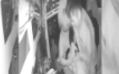 Công an truy tìm nhóm người lạ lao lên xe khách đánh tới tấp phụ xe lúc nửa đêm