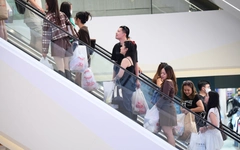 Giá mặt bằng TP.HCM: Mall kín chỗ, nhà phố trung tâm treo biển dài ngày