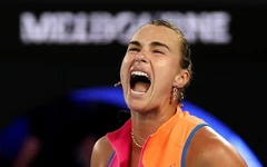 Sabalenka thách thức trọng tài khi bị trừ điểm vì 'tiếng hét bất thường' ở trận bán kết