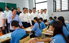 Phó thủ tướng Lê Tiến Châu yêu cầu xây trường nội trú biên giới thành 'ngôi trường hạnh phúc'