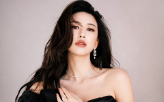 Cách 'ăn gian tuổi' của Chu Châu