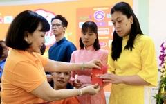 Tết cho em 2026 mang hơi ấm yêu thương đến làng Hòa Bình