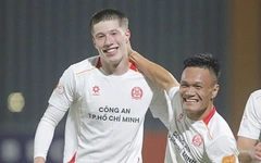 2 đàn em Việt kiều sửa sai cho Tiến Linh, giúp Công An TP.HCM thắng trận