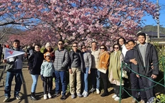 Du lịch nước ngoài dịp Tết để 'tiền trạm' du học