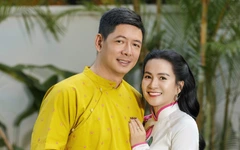 Tranh Tết xưa bước ra đời thực qua áo dài