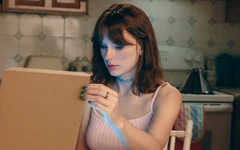 Taylor Swift là nghệ sĩ nữ đầu tiên làm được điều này