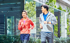 Ăn Tết xong, nên đi bộ thay vì chạy