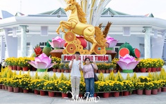 Say hi linh vật ngựa vàng tại phường Long Thuận, Đồng Tháp