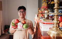 Bạn trẻ tự tay chưng mâm ngũ quả ngày Tết
