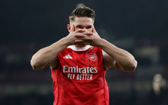 Thắng đậm Tottenham, Arsenal nới rộng khoảng cách với Man City