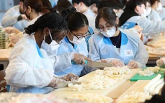 Hàn Quốc đón kỷ lục 305.807 du học sinh, Việt Nam dẫn đầu