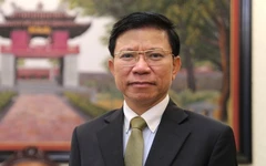 Hiệu trưởng Trường ĐH KHXH&NV Hà Nội nhận Huân chương Cành cọ hàn lâm của Pháp