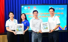 Trao tặng tủ thuốc y tế học đường cho Trường THCS Lương Thế Vinh