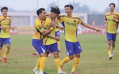 CLB Bắc Ninh áp sát top 3 Giải hạng nhất