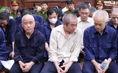 Xét xử vụ cấp khống bằng lái xe liên quan Trường cao đẳng Giao thông vận tải Trung ương III